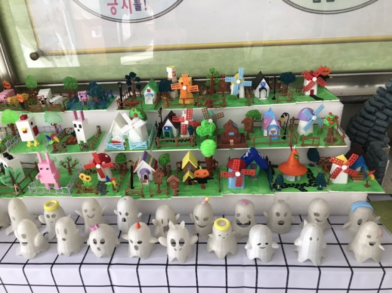 고학년 열매반 수업 중 3D 출력 활동 장면